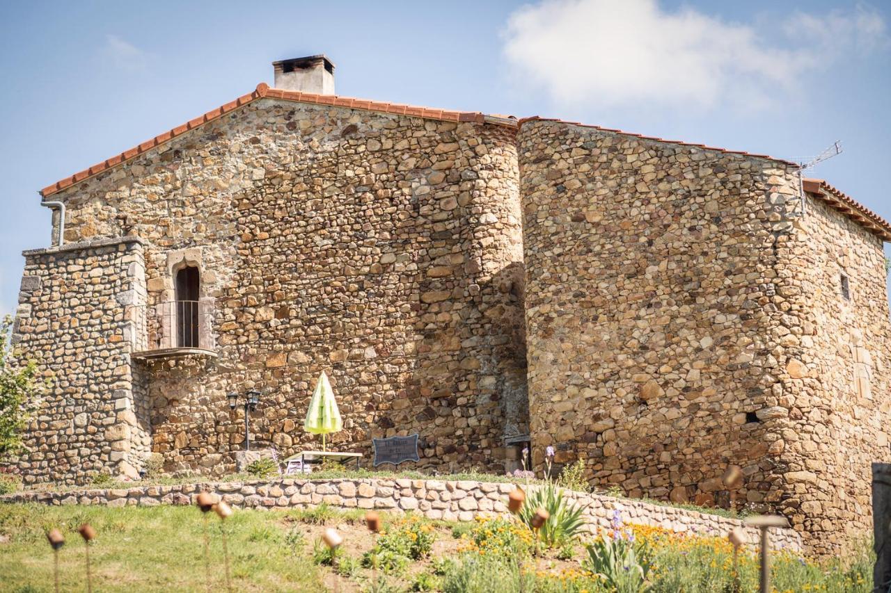 Le Donjon De La Reine Margot Bed & Breakfast Beaumont  Exterior foto